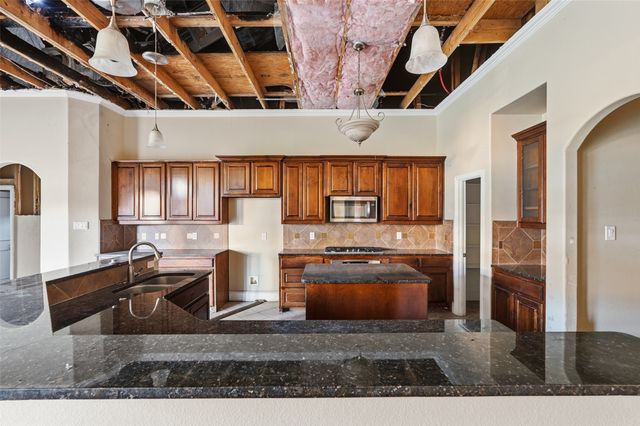 2205 Jefferson Trail, Denton, TX 76205