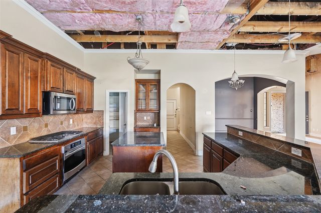 2205 Jefferson Trail, Denton, TX 76205