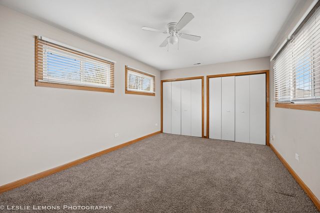 10142 S California Avenue, Evergreen Park, IL 60805