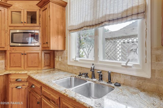 200 River Ranch Boulevard, Lafayette, LA 70508