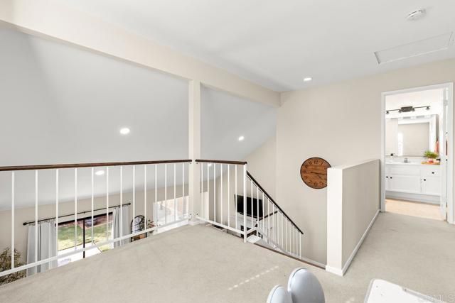 816 Lochwood Place, Escondido, CA 92026
