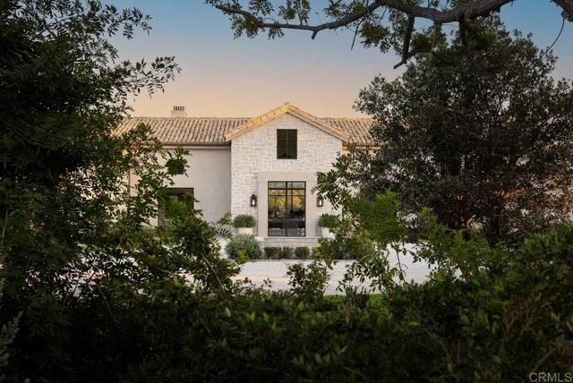 17845 Via de Fortuna, Rancho Santa Fe, CA 92067