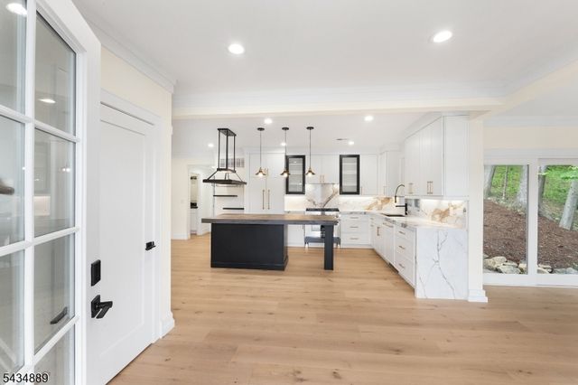 269 E Shore Trl, Sparta Twp., NJ 07871