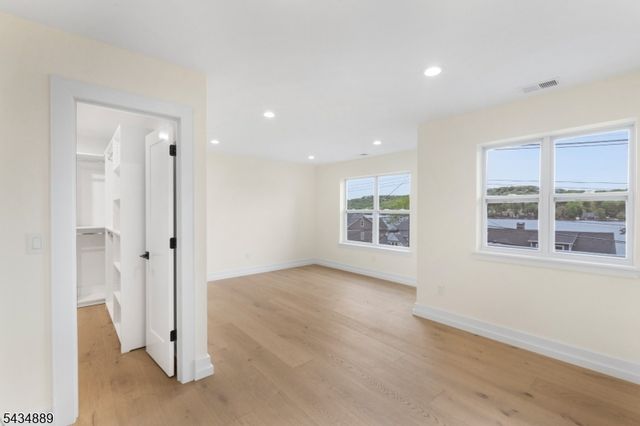 269 E Shore Trl, Sparta Twp., NJ 07871