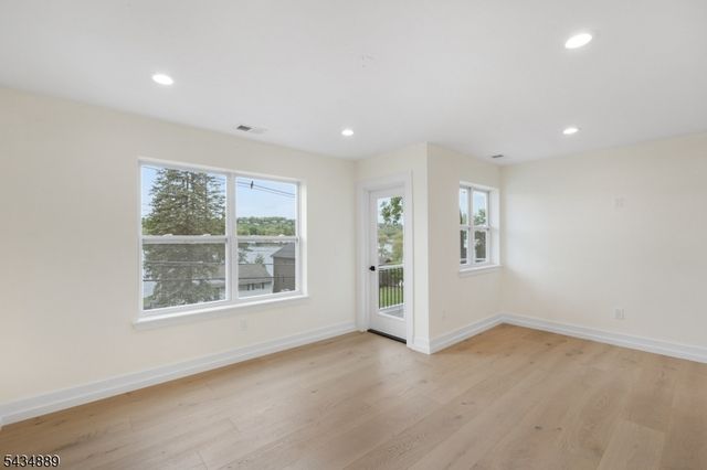 269 E Shore Trl, Sparta Twp., NJ 07871