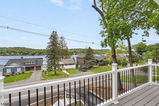 269 E Shore Trl, Sparta Twp., NJ 07871