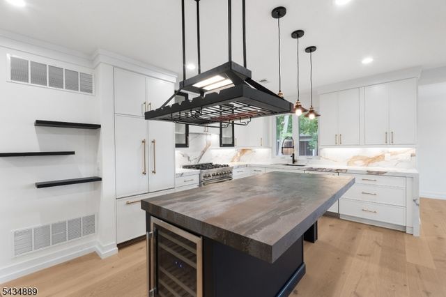 269 E Shore Trl, Sparta Twp., NJ 07871