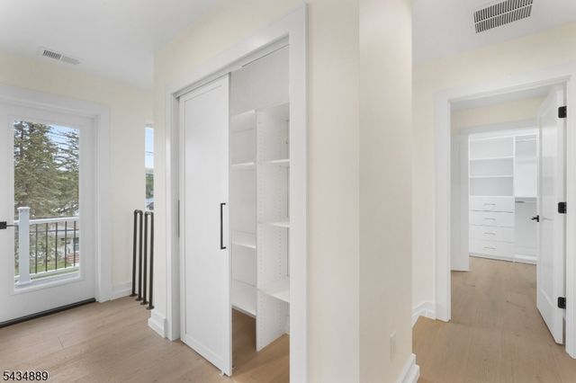 269 E Shore Trl, Sparta Twp., NJ 07871