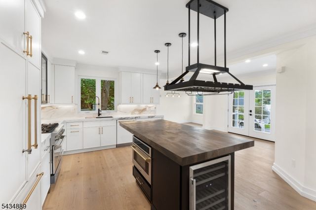 269 E Shore Trl, Sparta Twp., NJ 07871