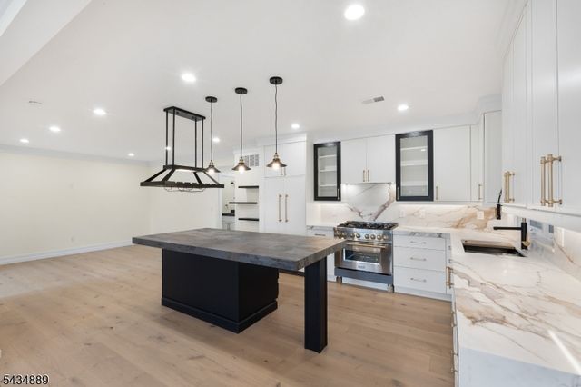 269 E Shore Trl, Sparta Twp., NJ 07871