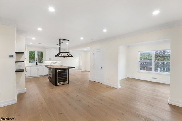 269 E Shore Trl, Sparta Twp., NJ 07871
