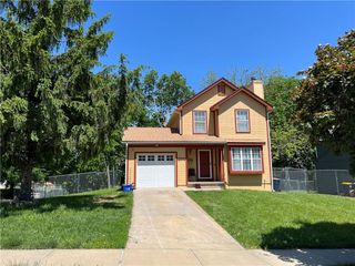 1300 E 41st Street, Kansas City, MO 64110
