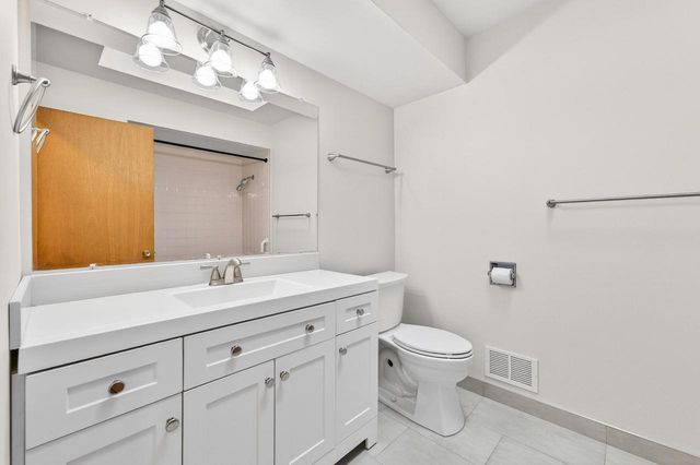 4325 142nd STREET, Brookfield, WI 53005