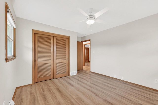 4325 142nd STREET, Brookfield, WI 53005