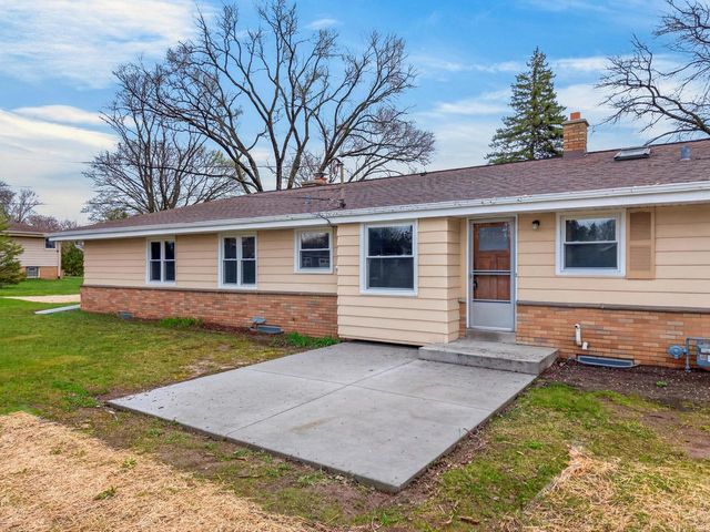 4325 142nd STREET, Brookfield, WI 53005
