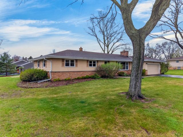 4325 142nd STREET, Brookfield, WI 53005