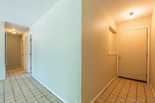 11765 E Elm Street, Claremore, OK 74019