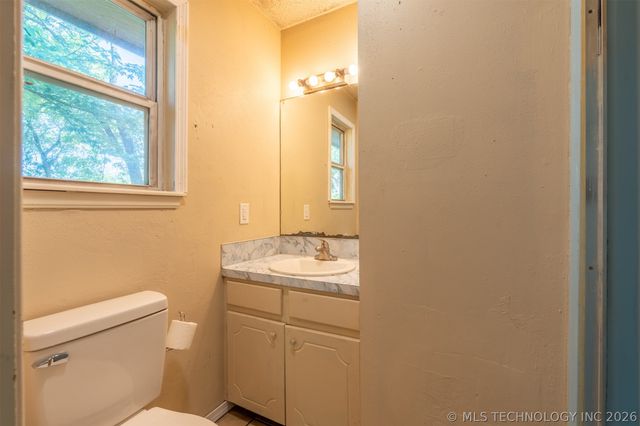 11765 E Elm Street, Claremore, OK 74019