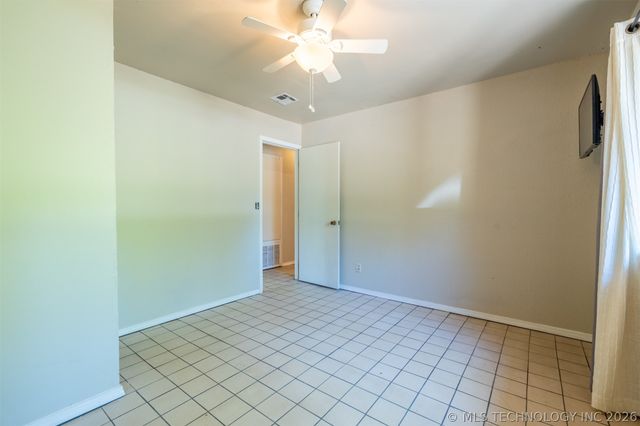 11765 E Elm Street, Claremore, OK 74019