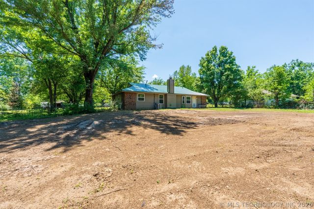 11765 E Elm Street, Claremore, OK 74019