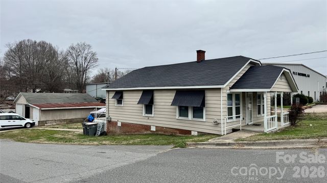 2001 Lane Street, Kannapolis, NC 28083