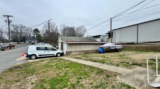 2001 Lane Street, Kannapolis, NC 28083