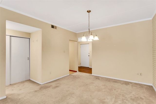 5841 Morrowfield Avenue 104, Squirrel Hill, PA 15217