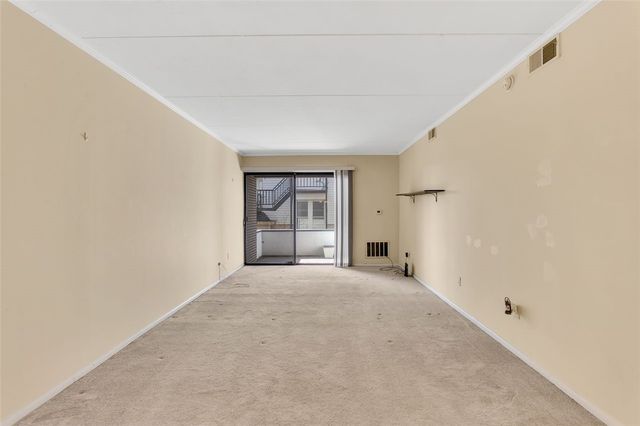 5841 Morrowfield Avenue 104, Squirrel Hill, PA 15217