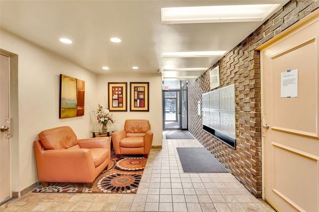 5841 Morrowfield Avenue 104, Squirrel Hill, PA 15217