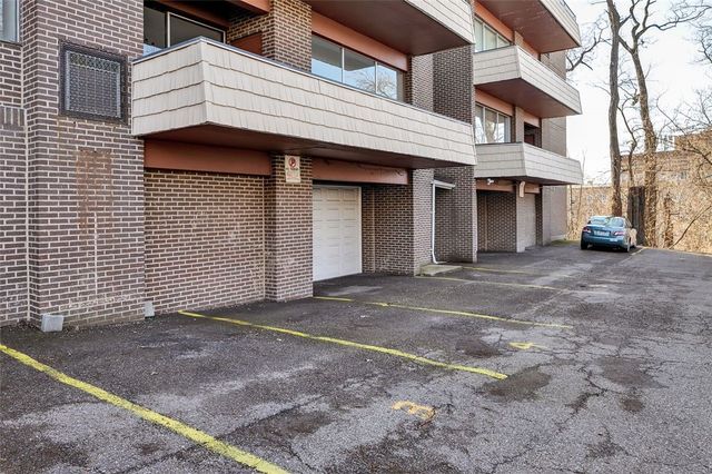 5841 Morrowfield Avenue 104, Squirrel Hill, PA 15217