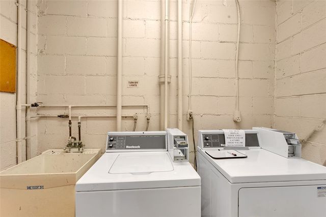 5841 Morrowfield Avenue 104, Squirrel Hill, PA 15217