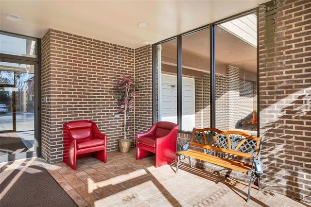 5841 Morrowfield Avenue 104, Squirrel Hill, PA 15217