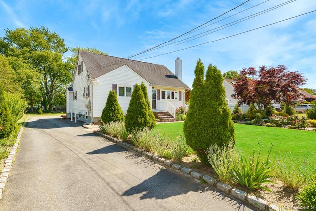 22 Montgomery Street, Brentwood, NY 11717