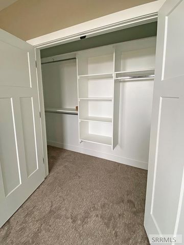 915 N Lilac Street, Blackfoot, ID 83221