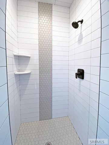 915 N Lilac Street, Blackfoot, ID 83221