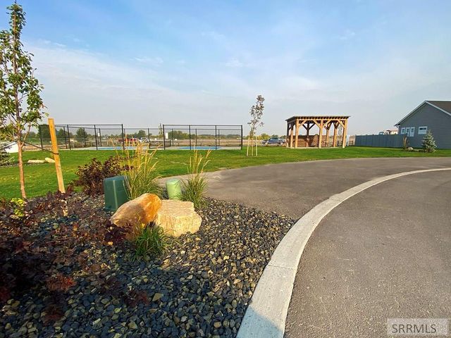 915 N Lilac Street, Blackfoot, ID 83221