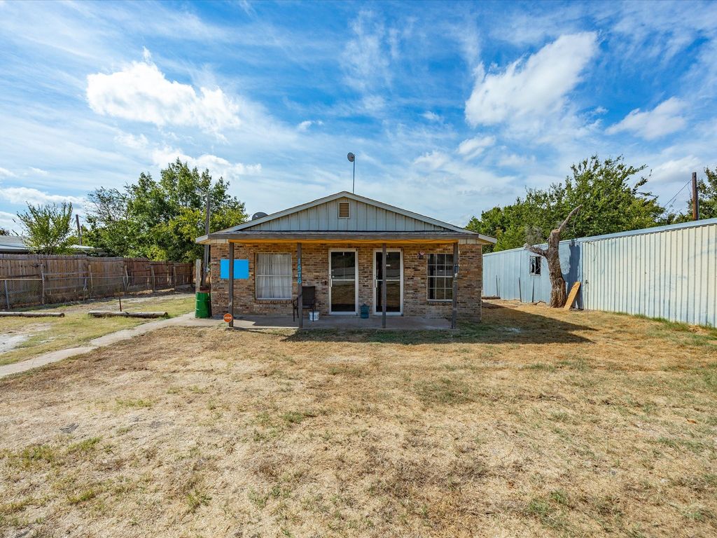 1576 E Highway 114, Boyd, TX 76023 — photo 3