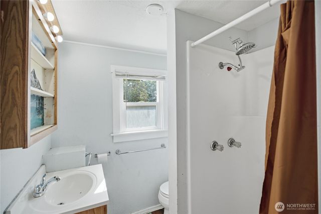 509 S 60th Street, Tacoma, WA 98408