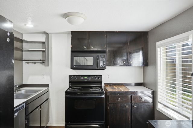 509 S 60th Street, Tacoma, WA 98408