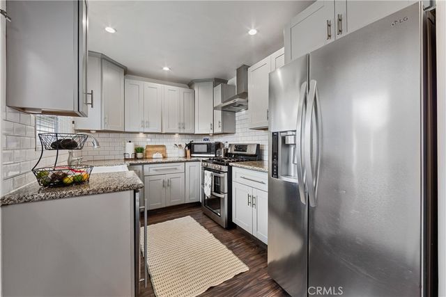 2335 Carfax Avenue, Long Beach, CA 90815