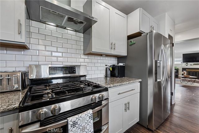 2335 Carfax Avenue, Long Beach, CA 90815