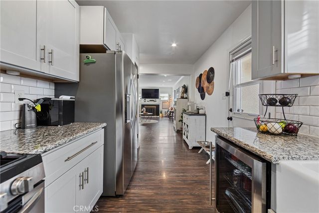 2335 Carfax Avenue, Long Beach, CA 90815