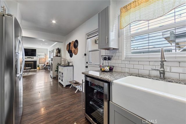 2335 Carfax Avenue, Long Beach, CA 90815