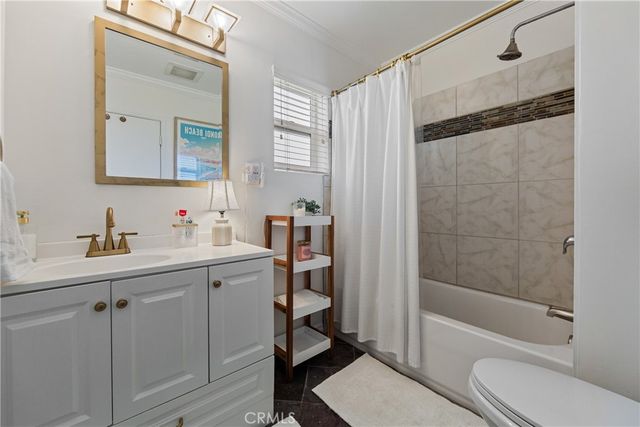 2335 Carfax Avenue, Long Beach, CA 90815