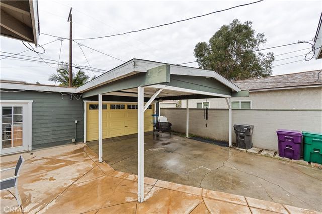 2335 Carfax Avenue, Long Beach, CA 90815
