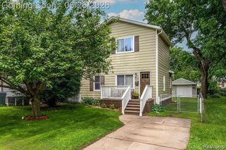 629 Bowers Street, Clawson, MI 48017