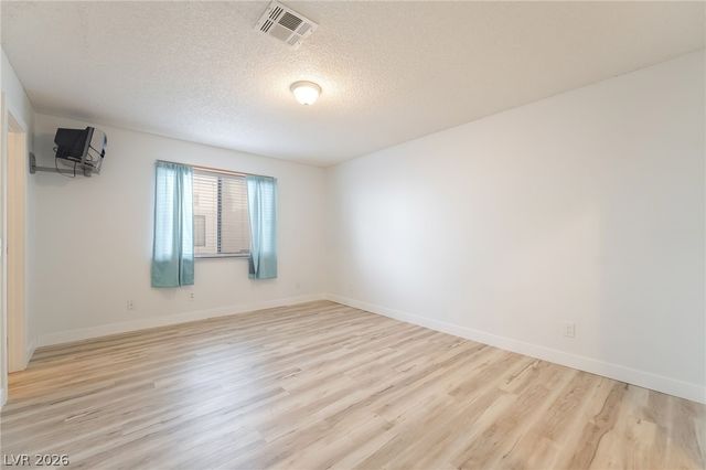 6633 West Tropicana Avenue 101, Las Vegas, NV 89103