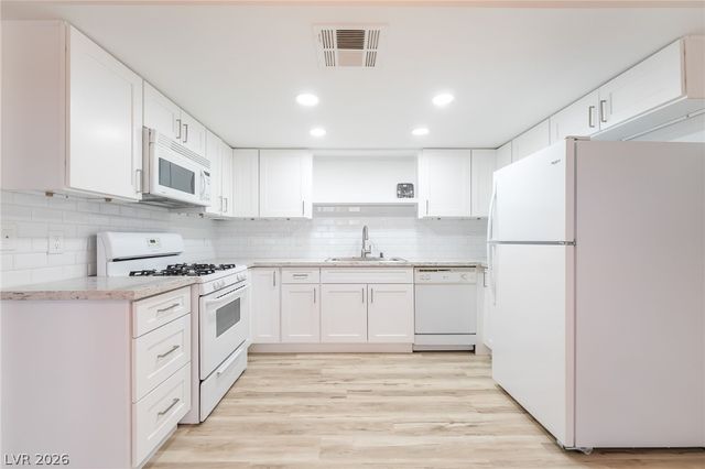 6633 West Tropicana Avenue 101, Las Vegas, NV 89103