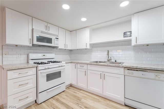 6633 West Tropicana Avenue 101, Las Vegas, NV 89103
