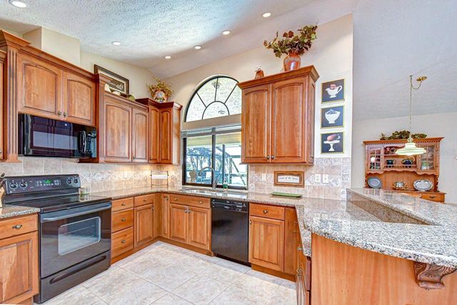 2913 FOREST CLUB DRIVE, Plant City, FL 33566